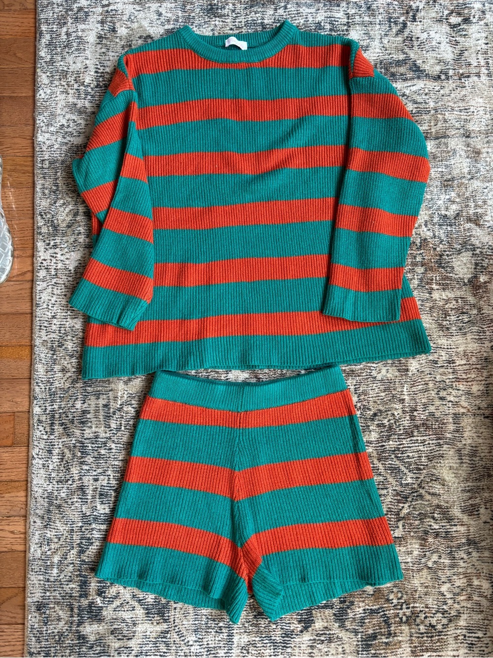 Pink Lily Sweater shorts set